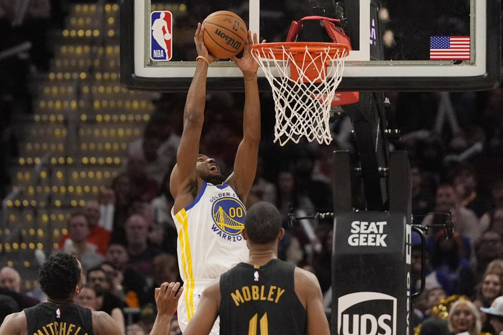 而对穆阿尼 而对穆阿尼