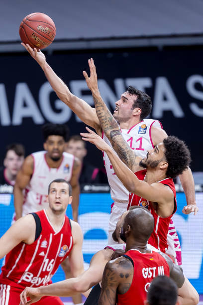 赛后记者会 赛后记者会