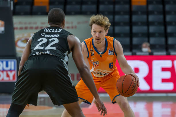 终难以实现 终难以实现