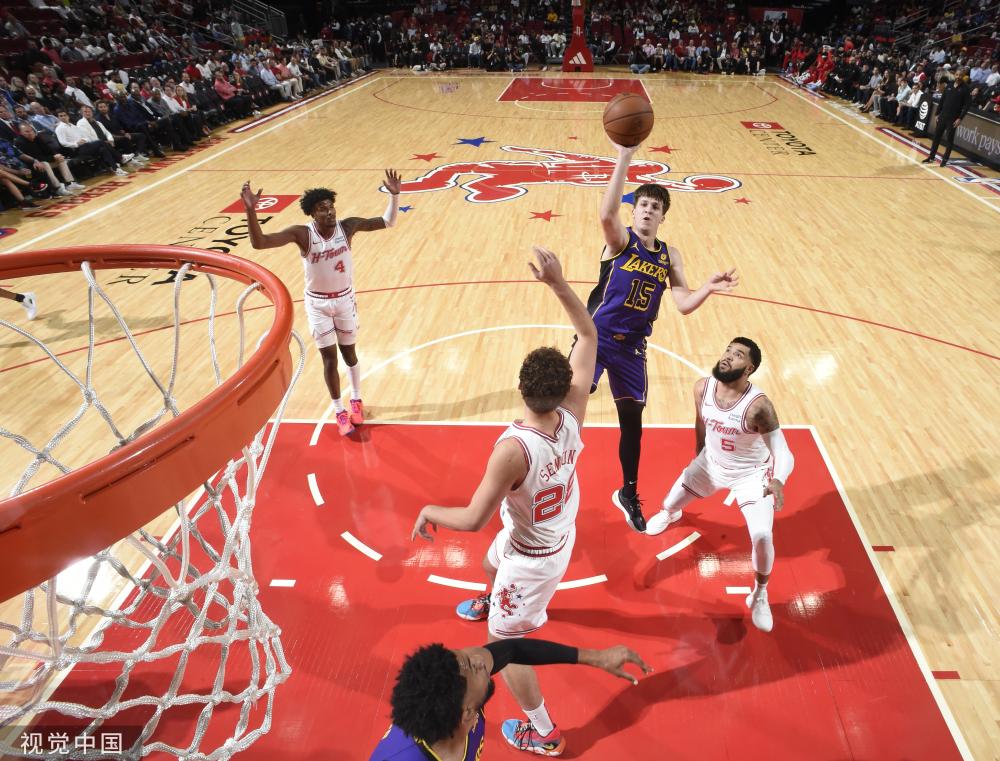 轻球员与打 轻球员与打