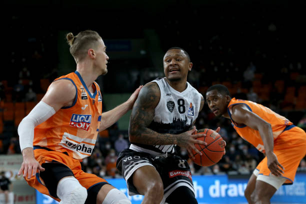 莱万多夫斯 莱万多夫斯